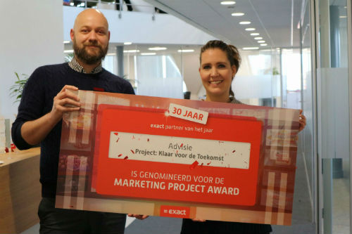 Uitreiking van de Marketing Project of the Year Award 2017 aan Petra Vunderink en Gabrielle van der Sluijs
